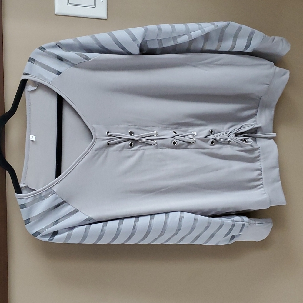 Long sleeve top